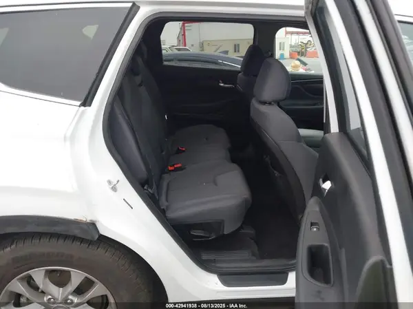 5NMS2CAD9KH090404 2019 HYUNDAI SANTA FE - Image 8