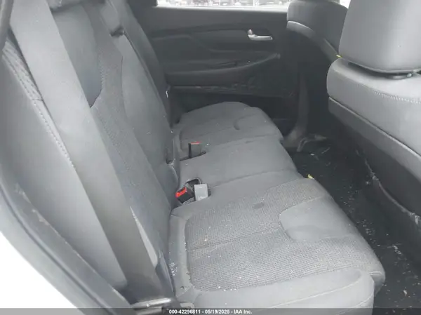 5NMS2CAD9KH117777 2019 HYUNDAI SANTA FE - Image 8