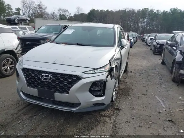 5NMS2CAD9KH120064 2019 HYUNDAI SANTA FE - Image 2