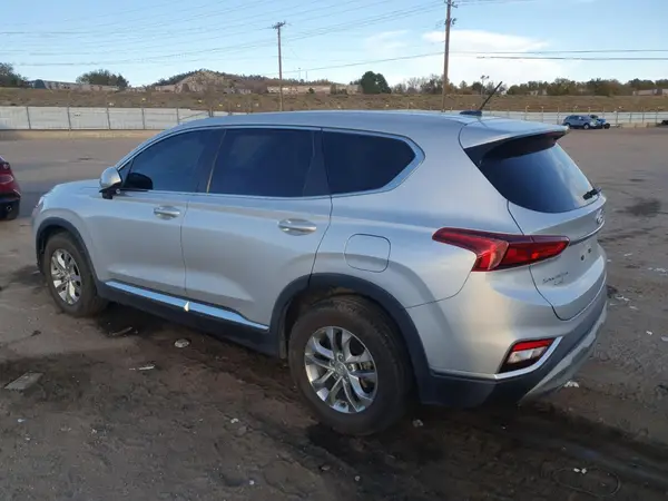 5NMS2CADXKH011824 2019 HYUNDAI SANTA FE - Image 2