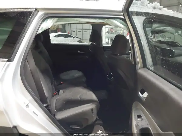 5NMS2CADXKH044399 2019 HYUNDAI SANTA FE - Image 8