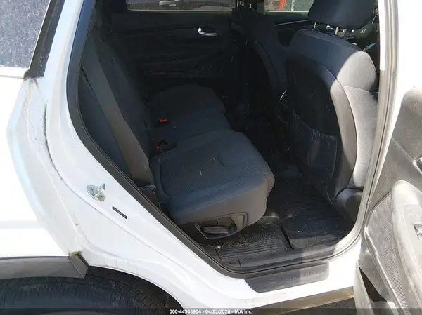 5NMS2CADXKH083882 2019 HYUNDAI SANTA FE - Image 8