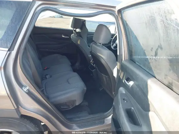 5NMS2CADXKH090282 2019 HYUNDAI SANTA FE - Image 8