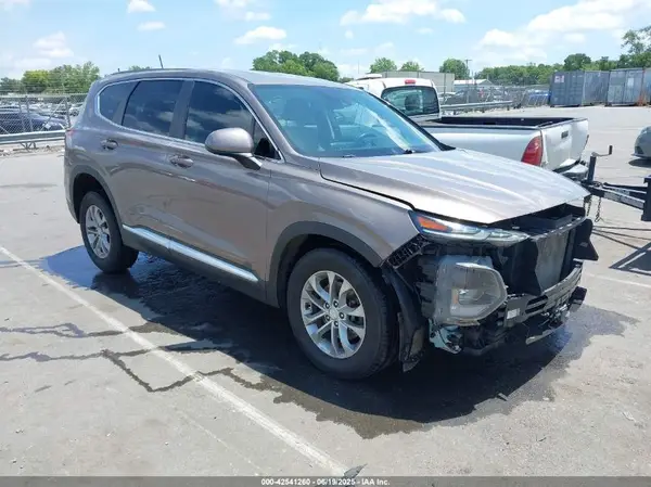 5NMS2CADXKH098561 2019 HYUNDAI SANTA FE - Image 1