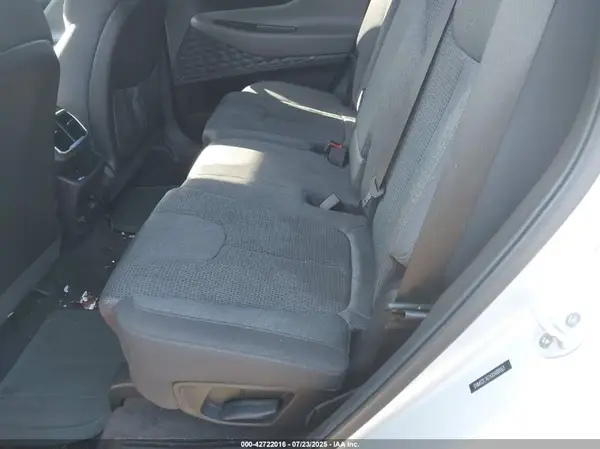 5NMS2CADXKH100163 2019 HYUNDAI SANTA FE - Image 8