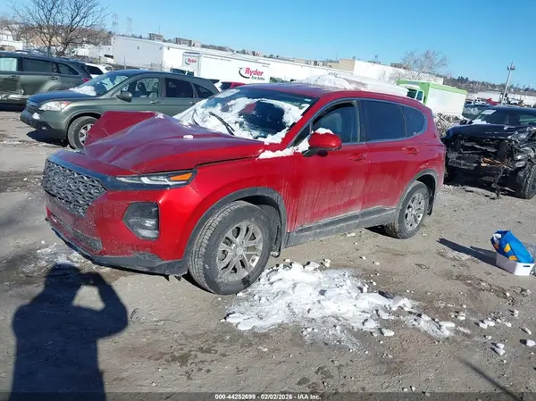 5NMS2CADXKH136774 2019 HYUNDAI SANTA FE - Image 2