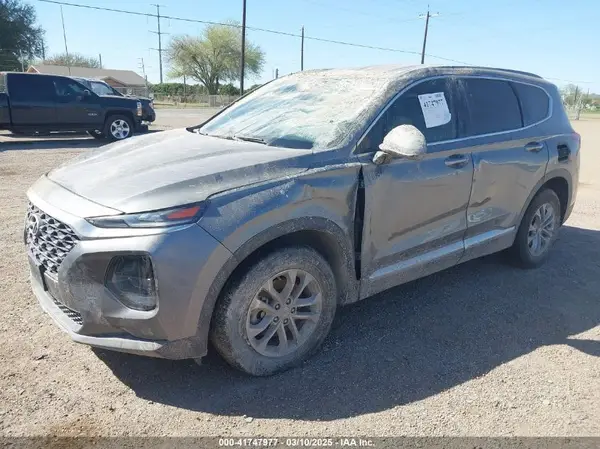 5NMS33AD0KH078624 2019 HYUNDAI SANTA FE - Image 2