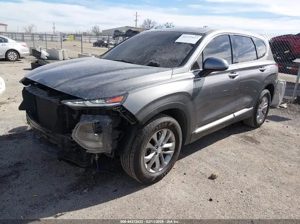 5NMS33AD0KH107202 2019 HYUNDAI SANTA FE - Image 2