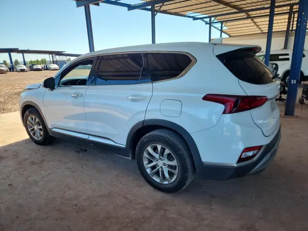 5NMS33AD0LH210332 2020 HYUNDAI SANTA FE - Image 2