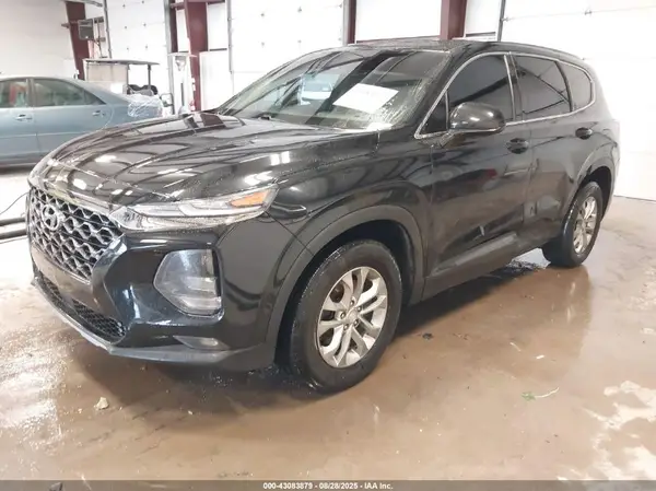 5NMS33AD1KH008792 2019 HYUNDAI SANTA FE - Image 2