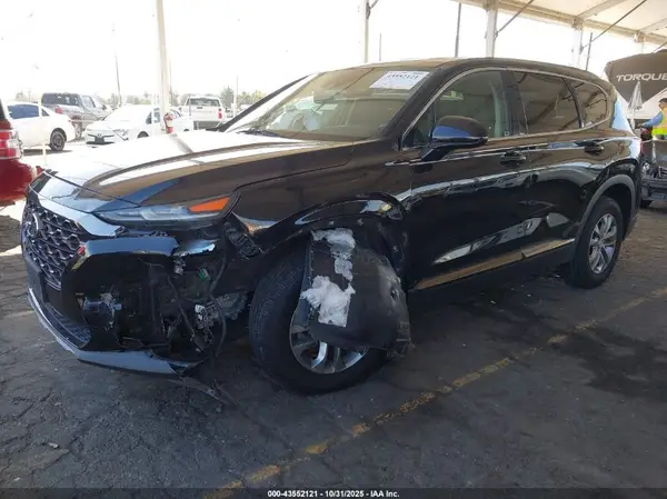 5NMS33AD1KH013006 2019 HYUNDAI SANTA FE - Image 2