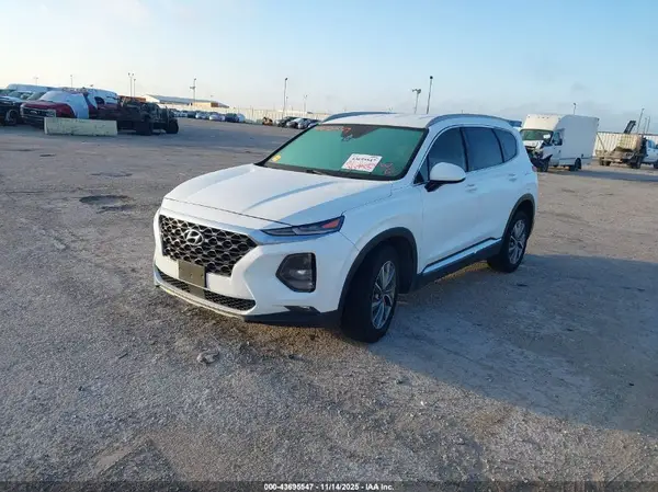 5NMS33AD1KH013779 2019 HYUNDAI SANTA FE - Image 2