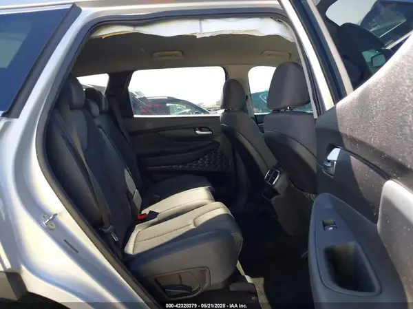 5NMS33AD2KH130111 2019 HYUNDAI SANTA FE - Image 8