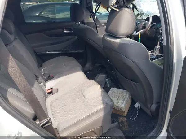 5NMS33AD3KH070422 2019 HYUNDAI SANTA FE - Image 8