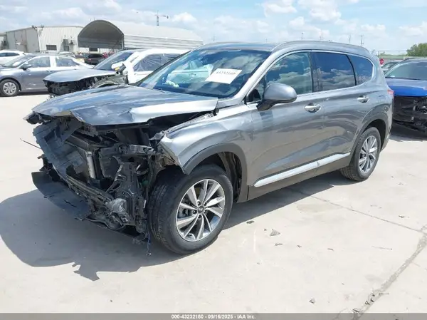 5NMS33AD3KH072154 2019 HYUNDAI SANTA FE - Image 2