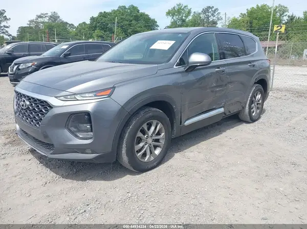 5NMS33AD3KH085857 2019 HYUNDAI SANTA FE - Image 2