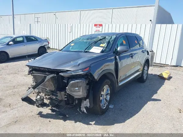 5NMS33AD3KH134264 2019 HYUNDAI SANTA FE - Image 2