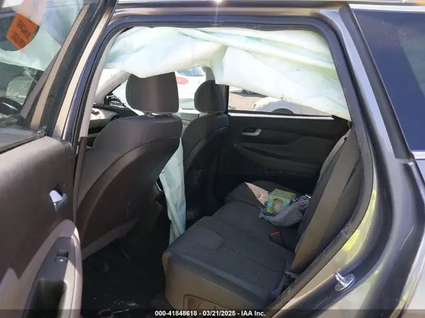 5NMS33AD3KH134264 2019 HYUNDAI SANTA FE - Image 8