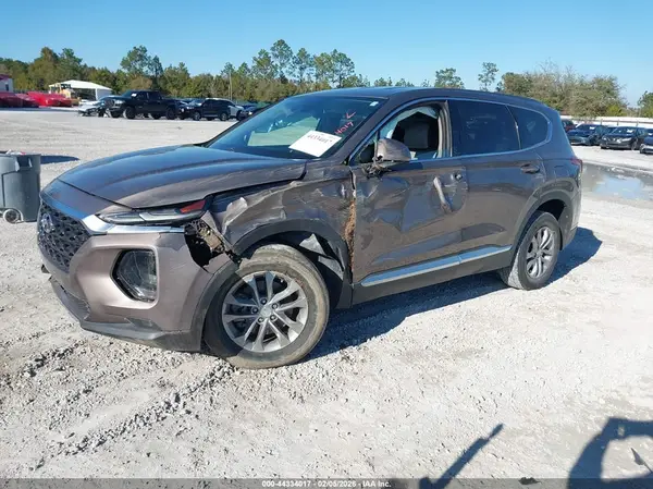 5NMS33AD4KH061809 2019 HYUNDAI SANTA FE - Image 2