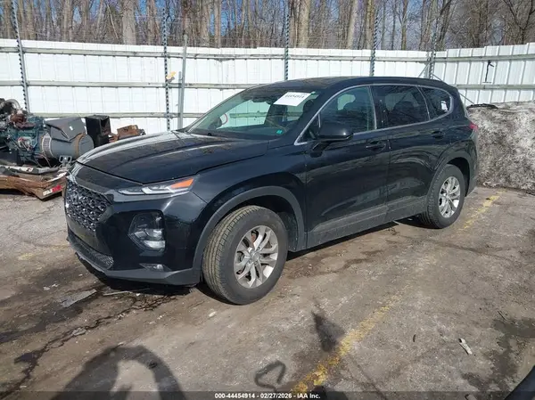 5NMS33AD4KH082949 2019 HYUNDAI SANTA FE - Image 2