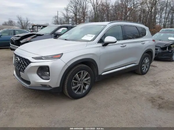 5NMS33AD4KH084572 2019 HYUNDAI SANTA FE - Image 2