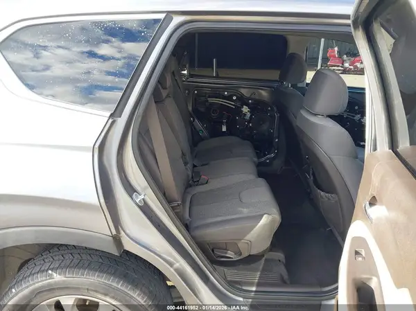 5NMS33AD4KH095216 2019 HYUNDAI SANTA FE - Image 8