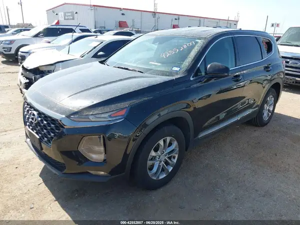 5NMS33AD5KH049863 2019 HYUNDAI SANTA FE - Image 2