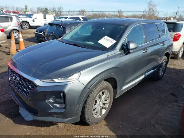 5NMS33AD5KH108698 2019 HYUNDAI SANTA FE - Image 2
