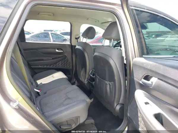 5NMS33AD6KH001031 2019 HYUNDAI SANTA FE - Image 8