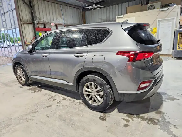 5NMS33AD6KH049841 2019 HYUNDAI SANTA FE - Image 2