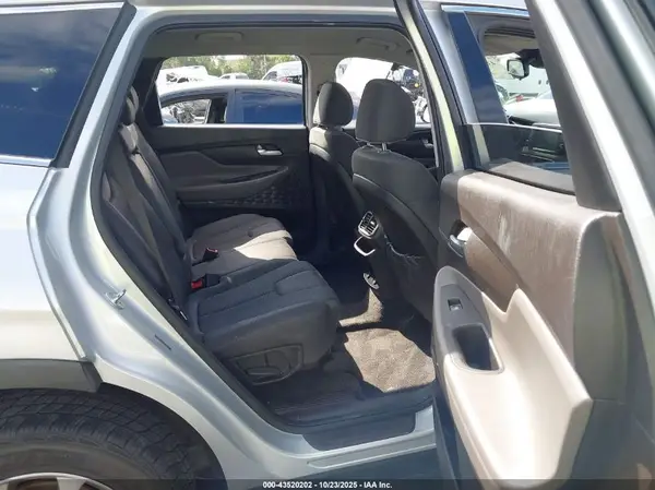 5NMS33AD7KH132615 2019 HYUNDAI SANTA FE - Image 8