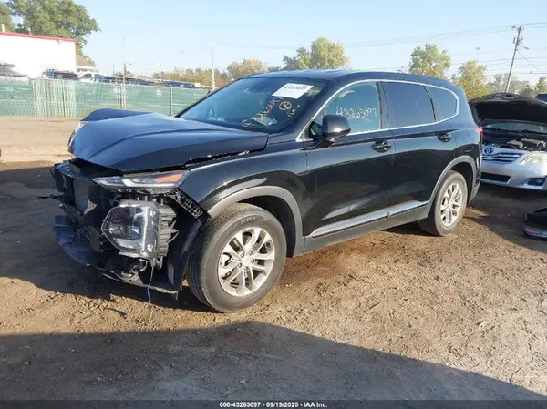 5NMS33AD8KH033950 2019 HYUNDAI SANTA FE - Image 2