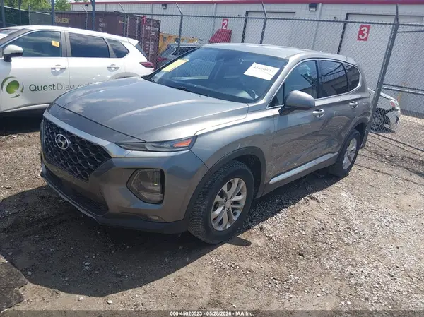5NMS33AD8KH049842 2019 HYUNDAI SANTA FE - Image 2