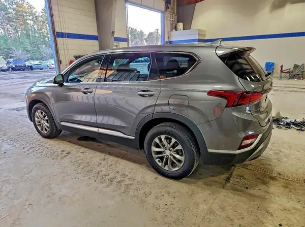 5NMS33AD8KH135670 2019 HYUNDAI SANTA FE - Image 2