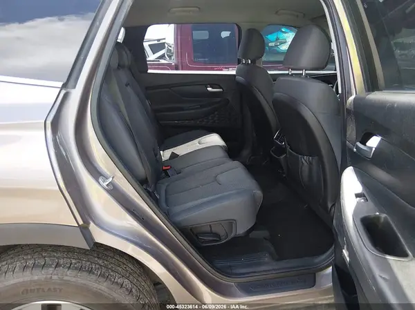 5NMS33AD8LH157282 2020 HYUNDAI SANTA FE - Image 8