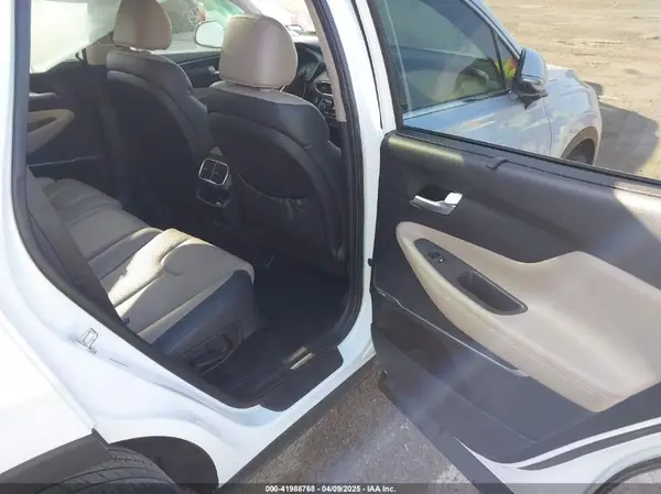 5NMS33AD8LH188774 2020 HYUNDAI SANTA FE - Image 8