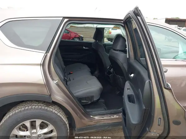 5NMS33AD8LH191299 2020 HYUNDAI SANTA FE - Image 8