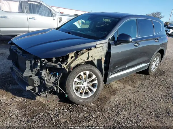 5NMS33AD8LH235916 2020 HYUNDAI SANTA FE - Image 2