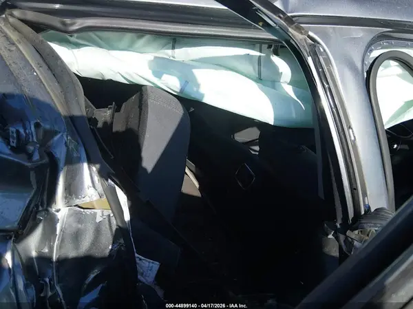 5NMS33AD9KH013402 2019 HYUNDAI SANTA FE - Image 8