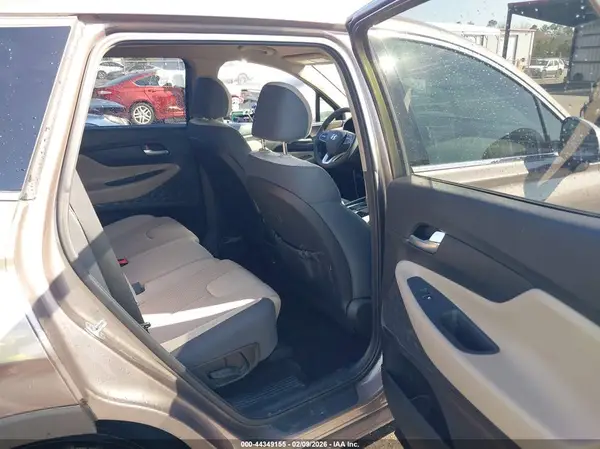 5NMS33ADXKH113105 2019 HYUNDAI SANTA FE - Image 8