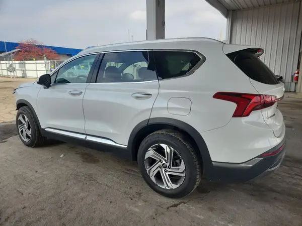 5NMS34AJ8MH339285 2021 HYUNDAI SANTA FE - Image 2