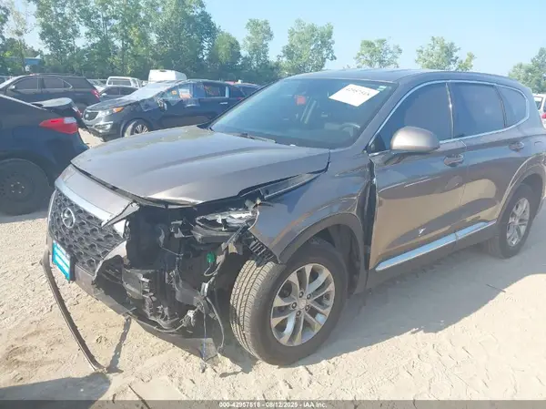 5NMS3CAD0KH007388 2019 HYUNDAI SANTA FE - Image 2