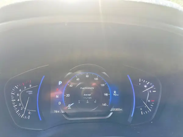 5NMS3CAD2KH040165 2019 HYUNDAI SANTA FE - Image 8