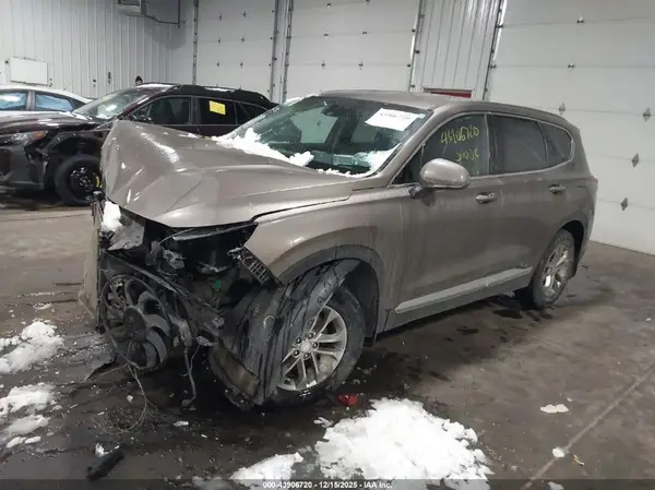 5NMS3CAD3KH005649 2019 HYUNDAI SANTA FE - Image 2