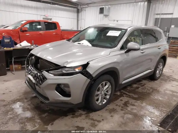 5NMS3CAD3LH267818 2020 HYUNDAI SANTA FE - Image 2