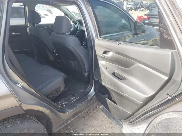 5NMS3CAD6KH002339 2019 HYUNDAI SANTA FE - Image 8