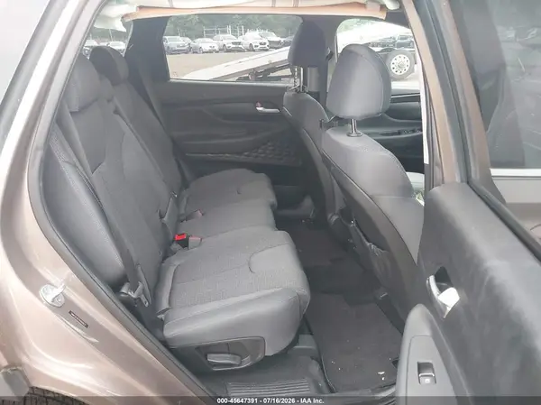 5NMS3CAD7KH005637 2019 HYUNDAI SANTA FE - Image 8