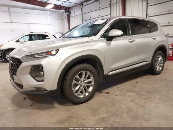 5NMS3CAD8KH001791 2019 HYUNDAI SANTA FE - Image 2
