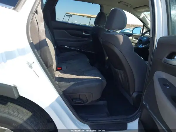 5NMS3CAD9KH002240 2019 HYUNDAI SANTA FE - Image 8