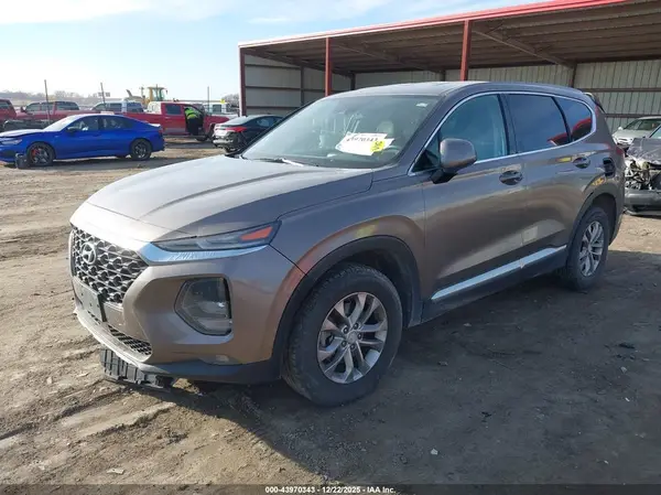 5NMS3CAD9KH044827 2019 HYUNDAI SANTA FE - Image 2